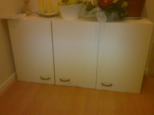 RENATO YA&Ntilde;EZ ARZOLA prestadores de Servicio tecnico en Chile en Santiago |  por cambio, vendo mueble de cocina en perfecto estado color blanco