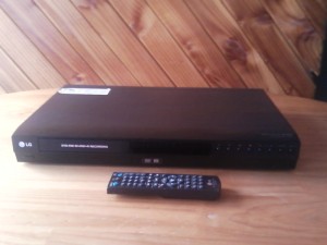 hugo prestadores de Servicio tecnico en Chile en Castro |  vendo grabador dvd, vendo GRABADOR dvd modelo  LG DR-265