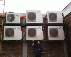 yonatan sepulveda prestadores de Servicio tecnico en Chile en El Bosque |  tecnio aire acondicionado y refrigeracion, instalacion reparacion y mantencion