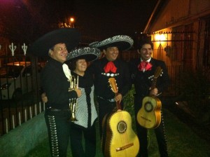Mariachi Chile Mexico prestadores de Servicio tecnico en Chile en Quinta Normal |  Canta y encanta con mariachis 02-7279788, Mariachis, Charros, serenatas, rancheras... a domicilio..!!