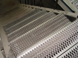 Luis Gonzalez prestadores de Servicio tecnico en Chile en Macul |  Pisos Perfilados, venta de pisos perfilados