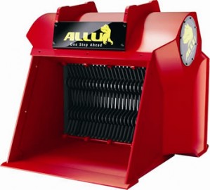 Luis Arturo Chacon prestadores de Servicio tecnico en Chile en Iquique |  Palas procesadoras de materias Allu Finland, Palas / Baldes trituradores, cribadores, para mineria no metalica