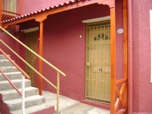 Alicia Calderon prestadores de Servicio tecnico en Chile en Valpara&iacute;so |  Recibo a turistas, casa 1 ambiente, independiente, amoblada, wifi cabl, Avenida alemania, valparaiso, fono 97508350, desde $25000 diario