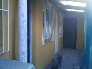 alberto prestadores de Servicio tecnico en Chile en La Granja |  Vendo casa en la comuna de la granja, con dos departamentos interiores, ubicada en avenidas principales