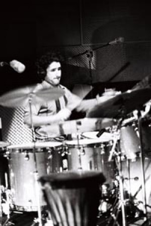 Daniel Rodriguez prestadores de Servicio tecnico en Chile en &Ntilde;u&ntilde;oa |  Daniel Rodriguez - Clases de bater&iacute;a, M&uacute;sico profesional con estudios en Estados Unidos