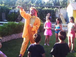 Mauricio Corales prestadores de Servicio tecnico en Chile en Santiago |  ANIMACIONES  INFANTILES  PAYASO CASCABELL, Cumplea&ntilde;os - Circo En General