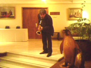 jorge luis araya b. prestadores de Servicio tecnico en Chile en La Reina |  saxofonista dj.tecladista ,cantante para tu evento 5483834, la mejor musica internacional para tu evento